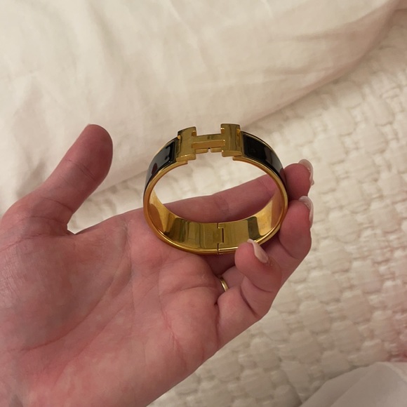 Authentic HERMÈS H Bracelet - Picture 8 of 9